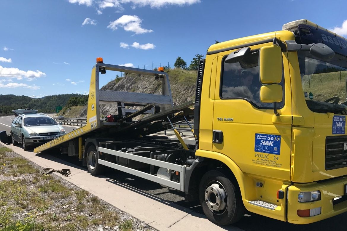 Vučna služba POLIĆ 24