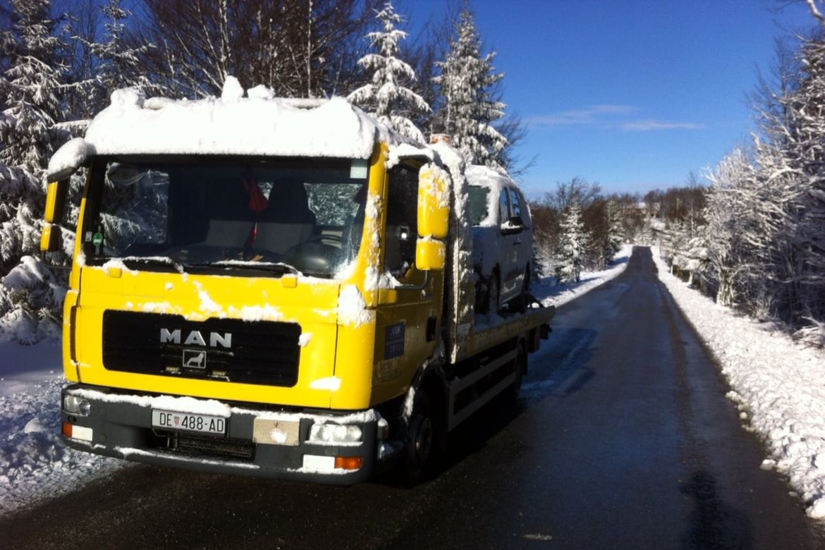 Vučna služba POLIĆ 24