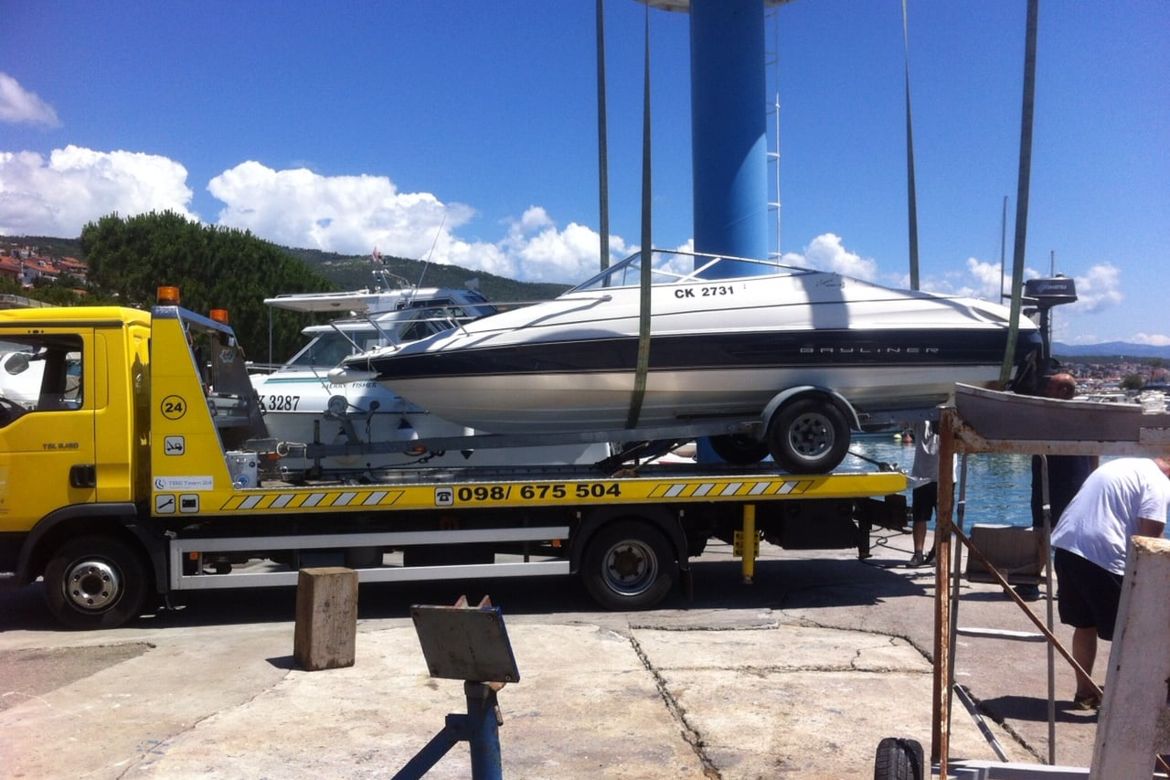 Vučna služba POLIĆ 24