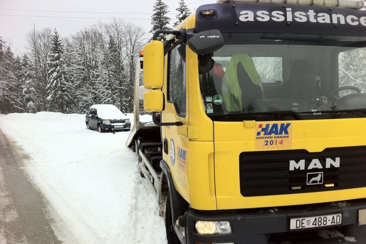 Vučna služba POLIĆ 24